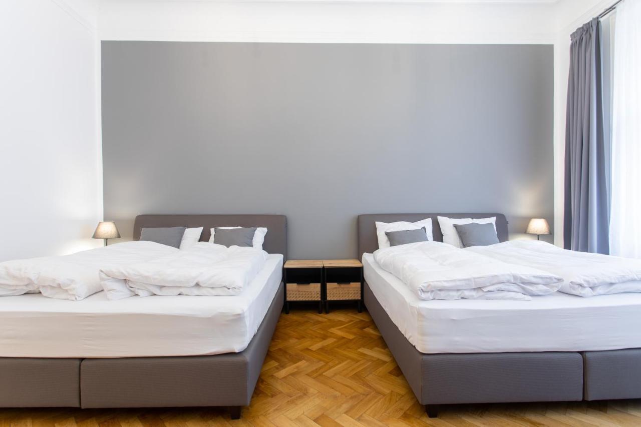 Spacious Apartments Near The River Praga Exterior foto