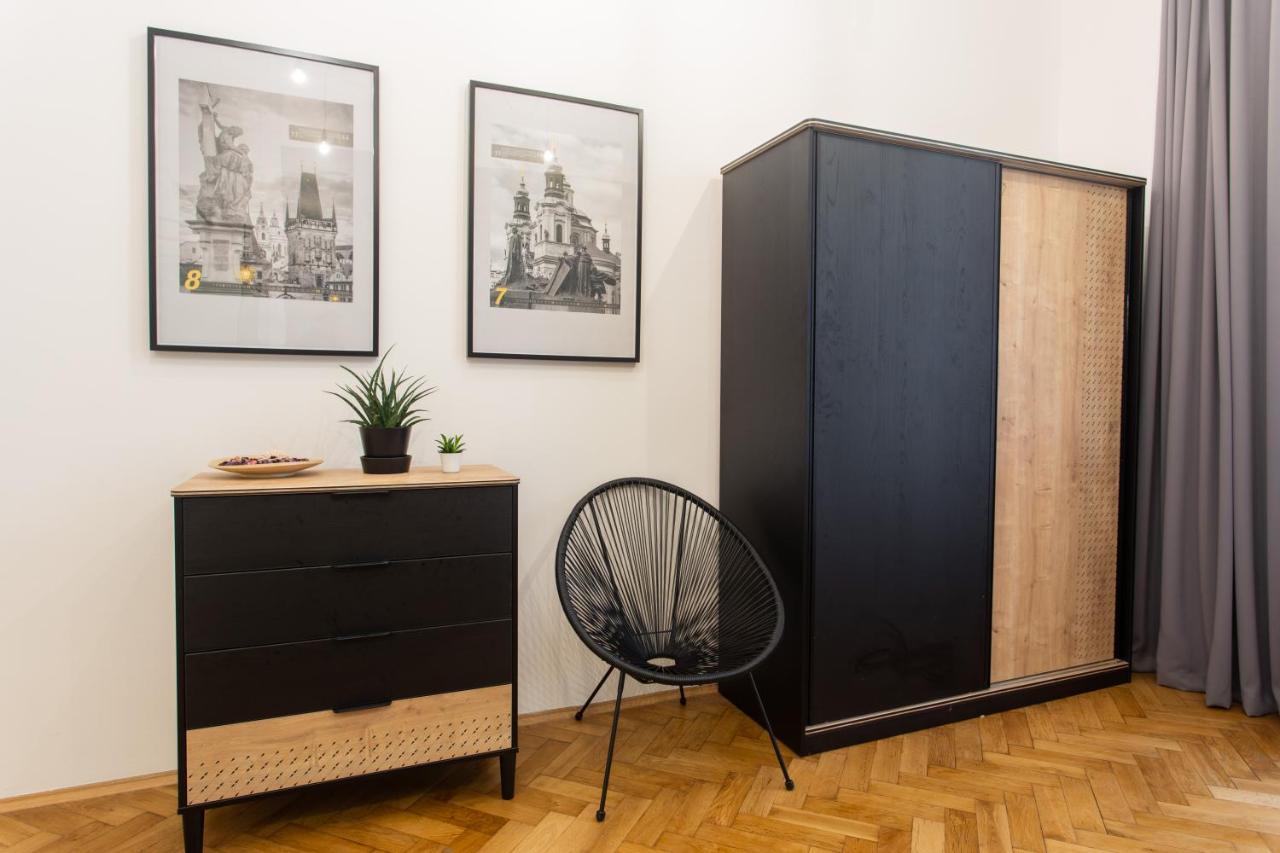 Spacious Apartments Near The River Praga Exterior foto