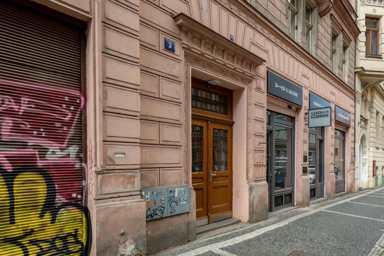 Spacious Apartments Near The River Praga Exterior foto
